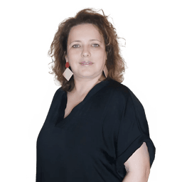 Tânia Queiroz