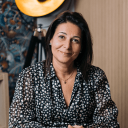 Ana Clara Costa