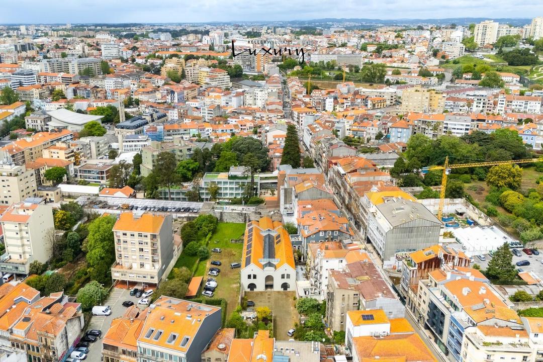 Porto, Cedofeita, Santo Ildefonso, Sé, Miragaia, São Nicolau, Vitória
