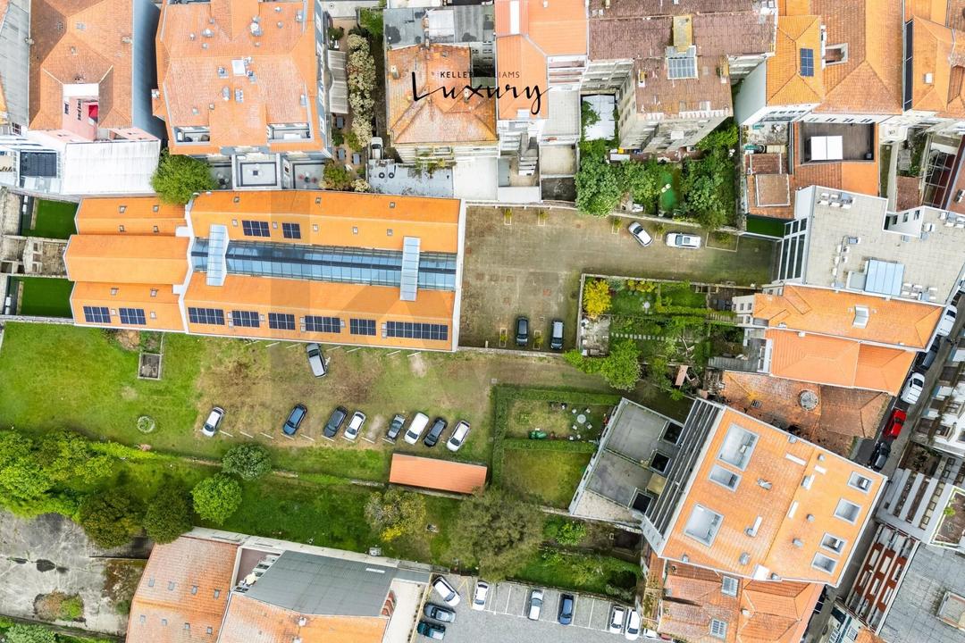 Porto, Cedofeita, Santo Ildefonso, Sé, Miragaia, São Nicolau, Vitória